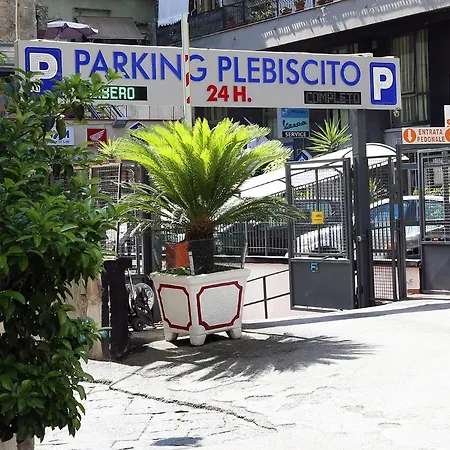 Plebiscitum 2.0 Bed and Breakfast Νάπολη